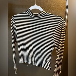 H&M Black and White Striped Long Sleeve Top